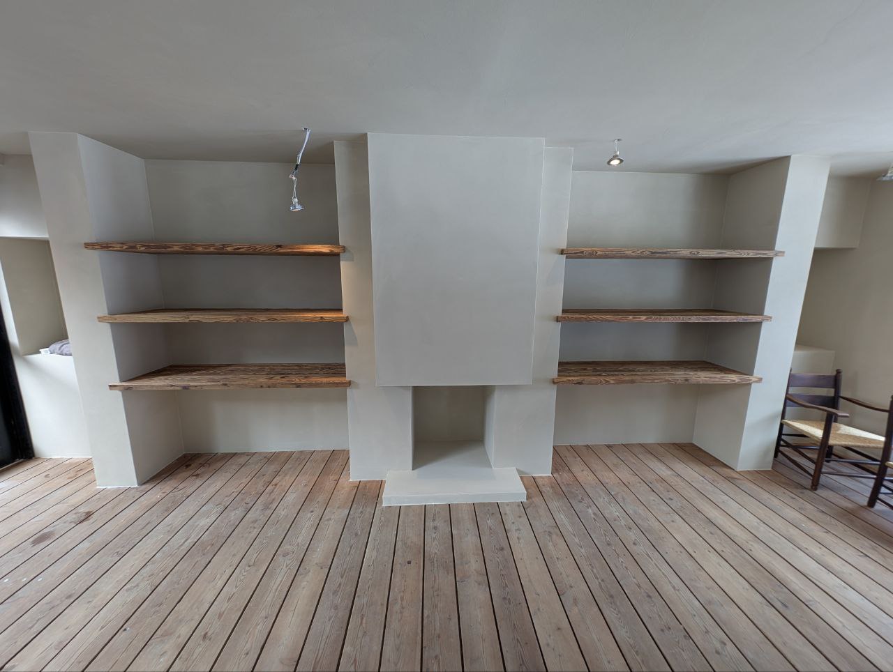 photo_5888572146647680170_y