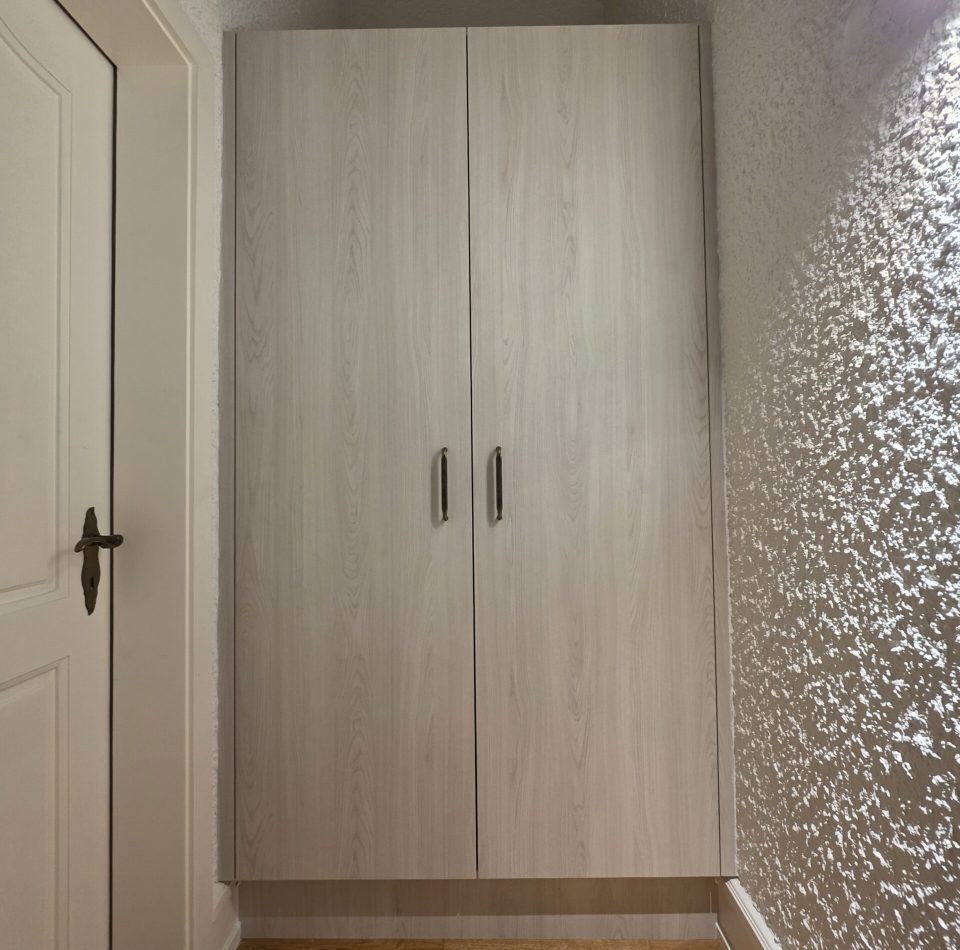 Armoire de rangement