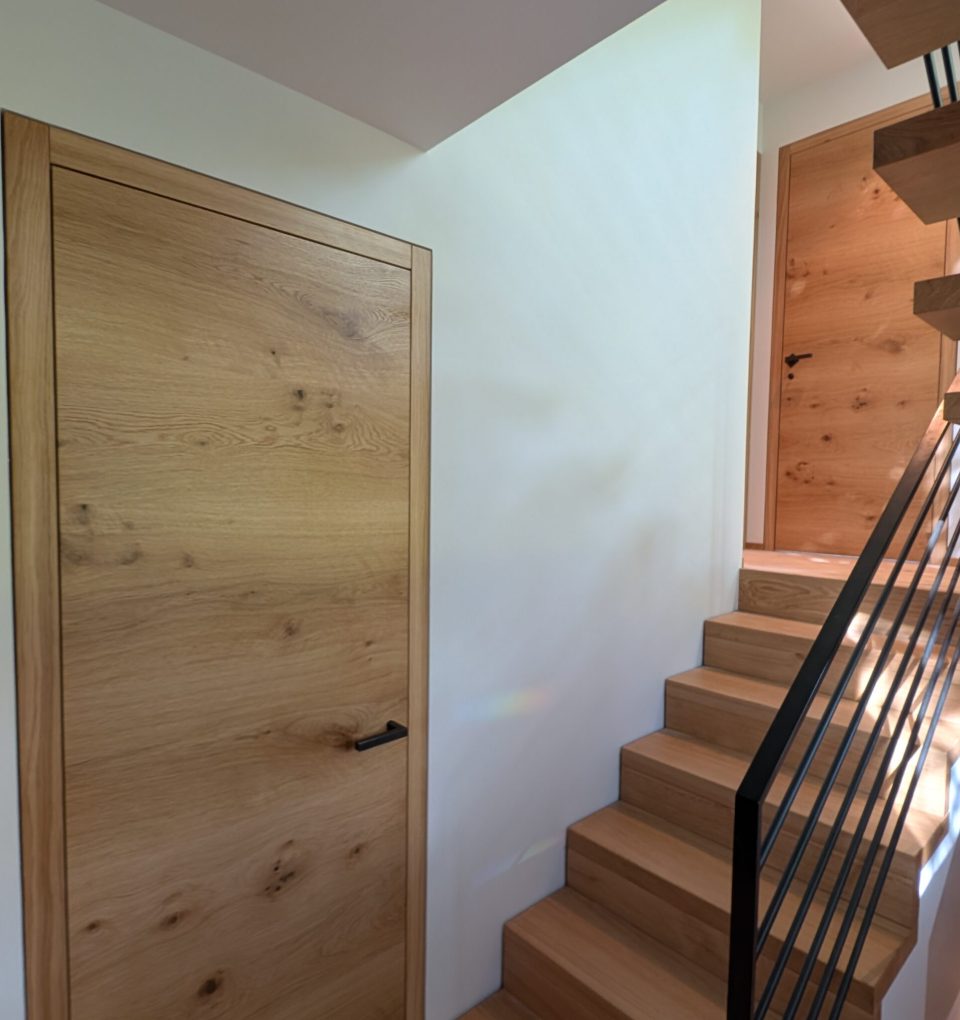 Porte en chêne rustique