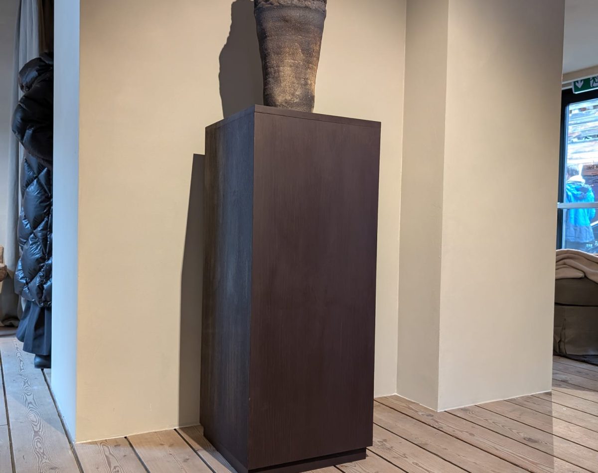 Caisson en chêne teinté